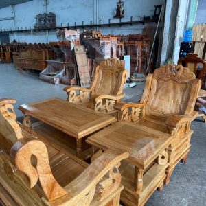 Ưu điểm nổi bật của dòng Bàn Ăn Gỗ Tự Nhiên