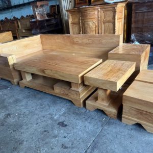 Các kiểu dáng thiết kế Giường Ngủ Gỗ Gõ Đỏ Sang Trọng phổ biến